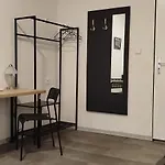 Séjour chez l'habitant Blízko Technického Muzea G1 *
