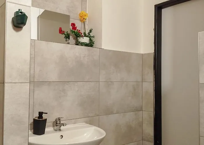 Blizko Technickeho Muzea G1 Homestay szállás *
